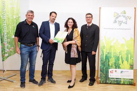 DoN Catering wird bei der GREEN EVENTS TIROL Auszeichnungsveranstaltung als Servicepartner ausgezeichnet
