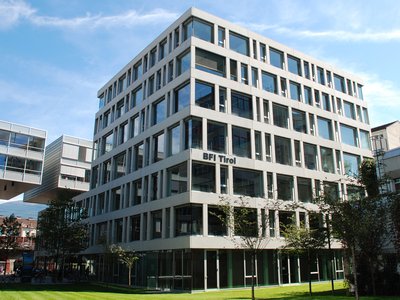 Gebäude der BBFI Tirol Bildungs GmbH